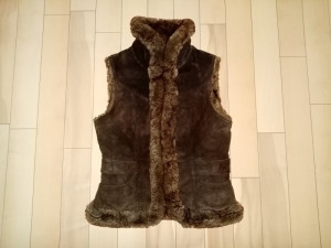 Vuneni zenski prsluk