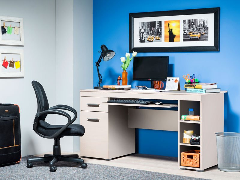 Plastični radni sto 145 cm x 65 cm x 75 cm