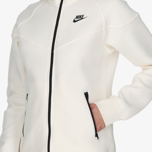 Nike Sportswear Tech Fleece Windru
