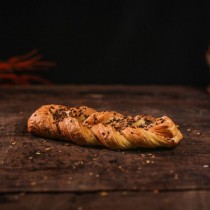 Kroasan pletenica sa sirom