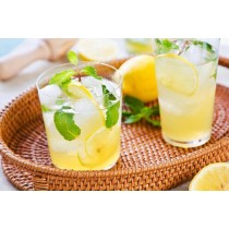 Cedjeni sok od limuna i nane