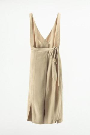 DUGA HALJINA - V izrez