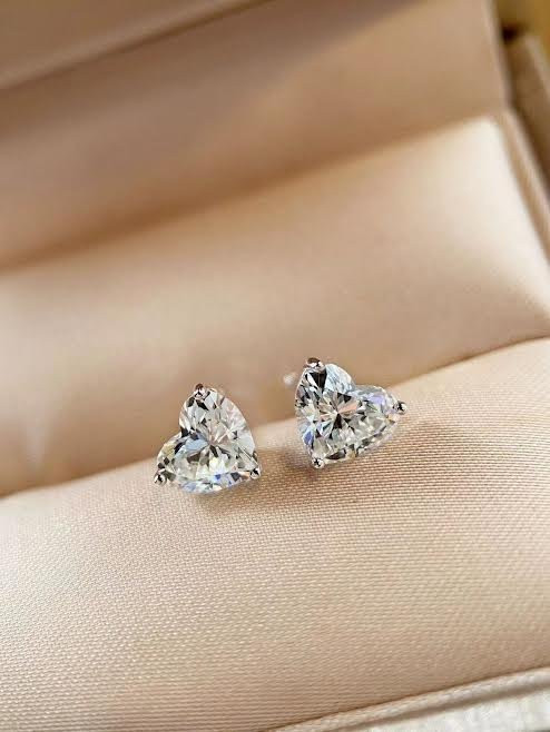 Minđuše u obliku srca