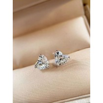 Minđuše u obliku srca