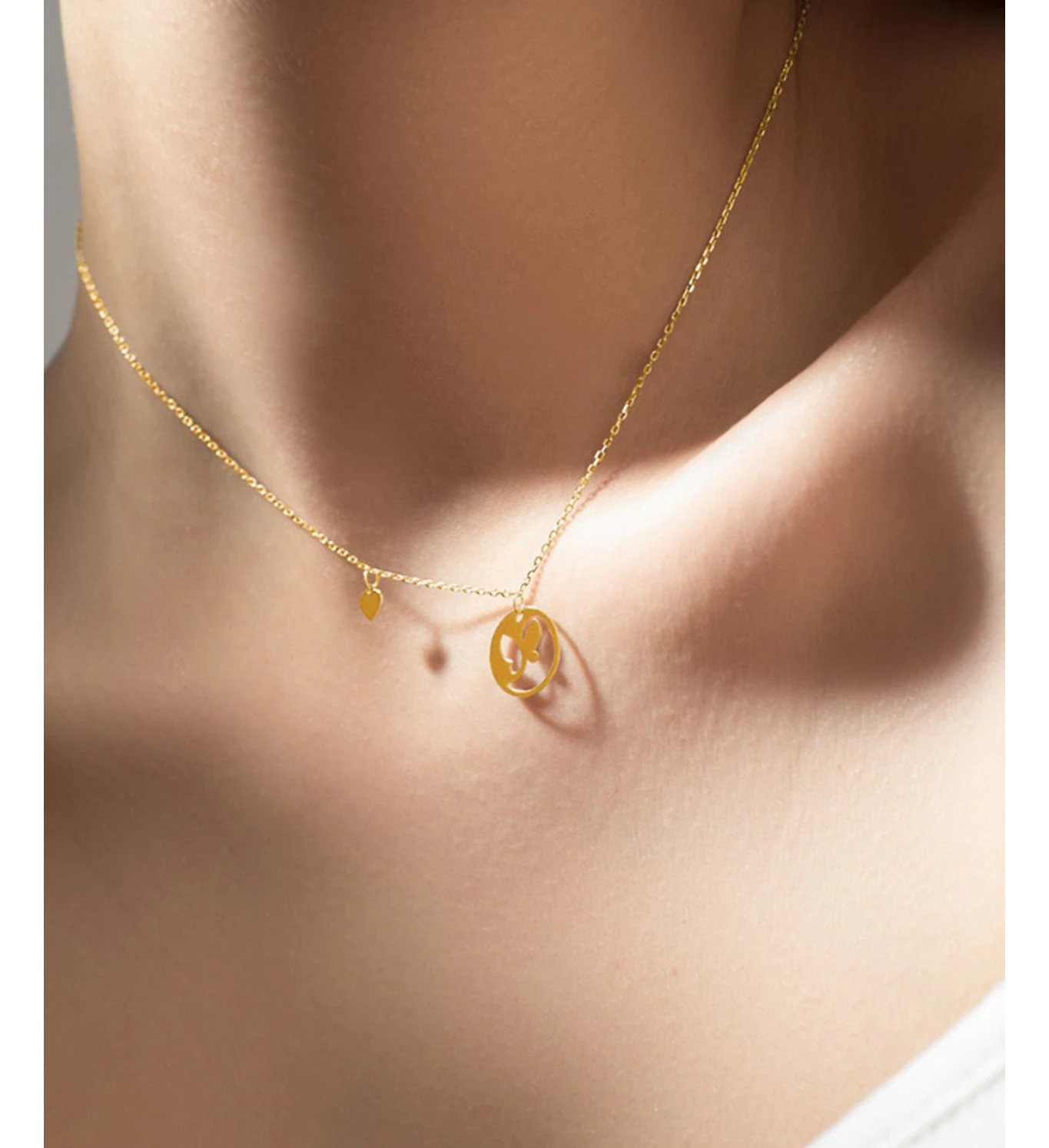 Zlatna ogrlica leptir