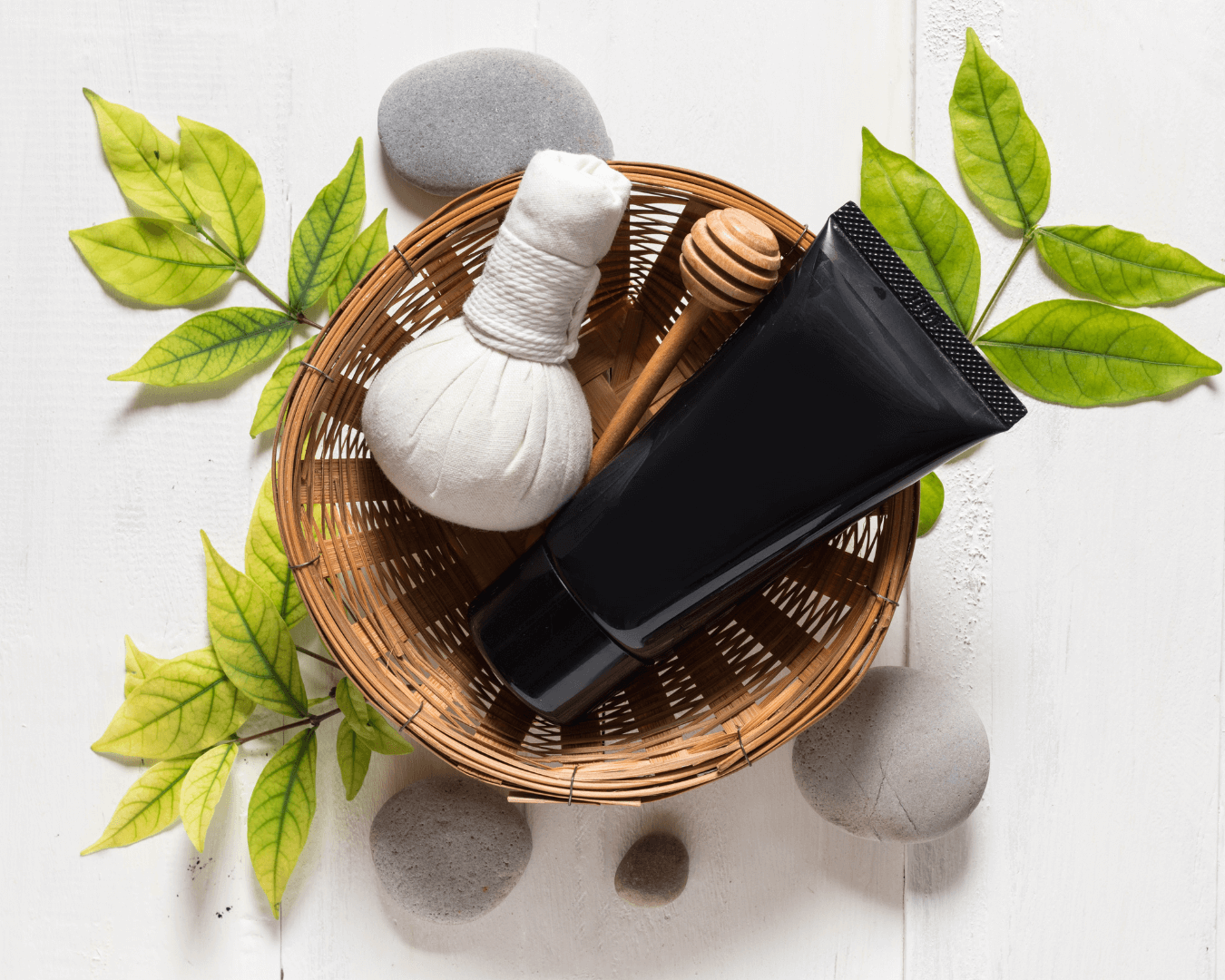 Maska za lice na bazi aktivnog uglja