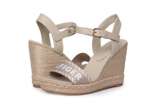 Tommy Hilfiger Sandale na platformu- Elena 116d