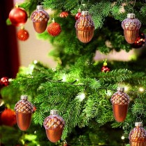 Ukras u obliku šišarke