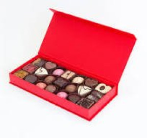 Praline - srednja luksuzna kutija sa magnetom